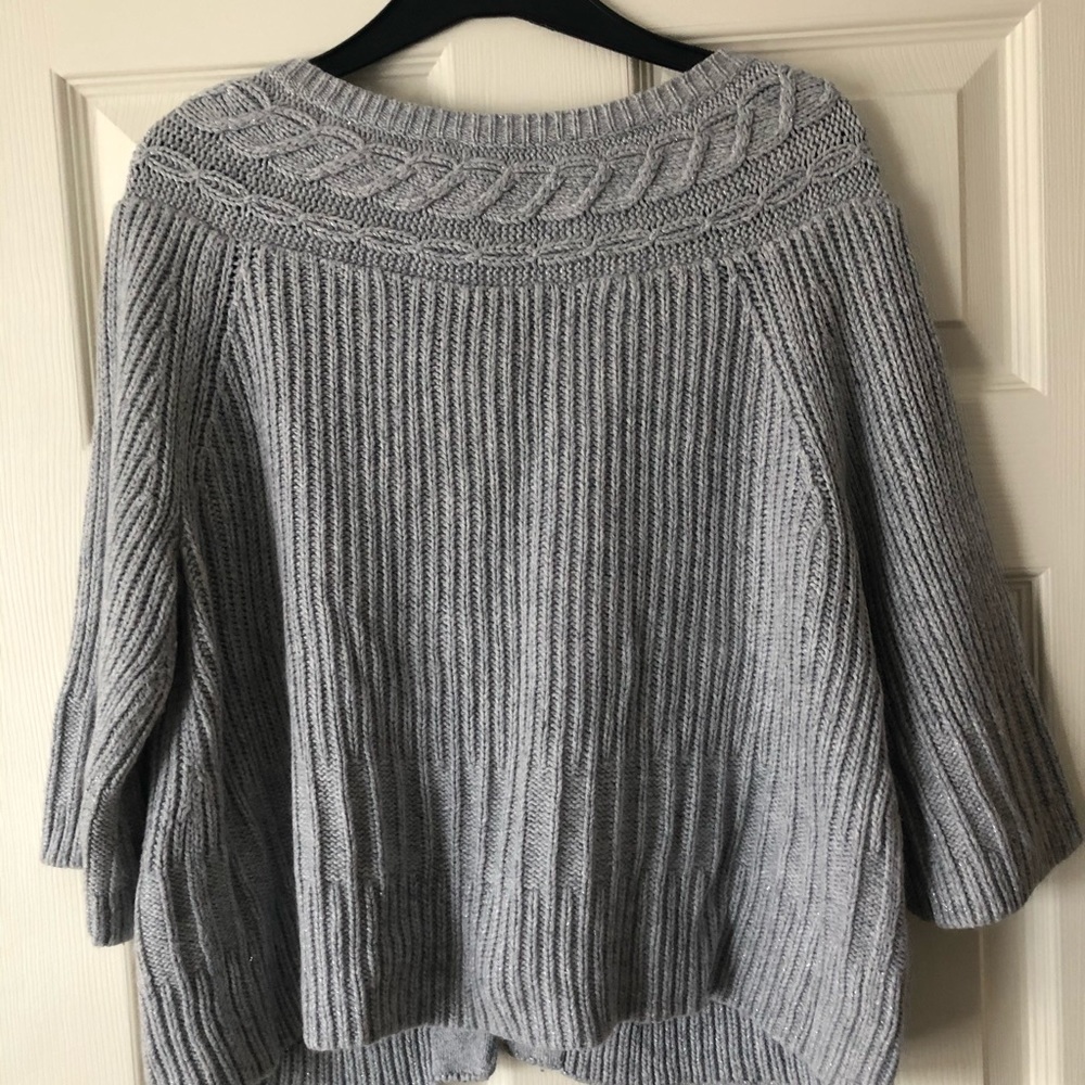 Gray One-Button Sweater - Picture 3 of 3